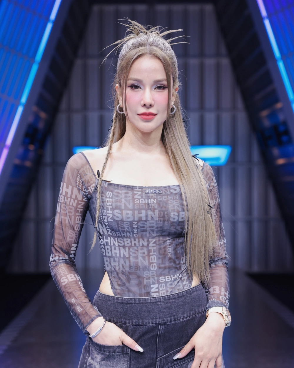 Cho phần xác thực thông tin ông xã Diệp Lâm Anh nếu có