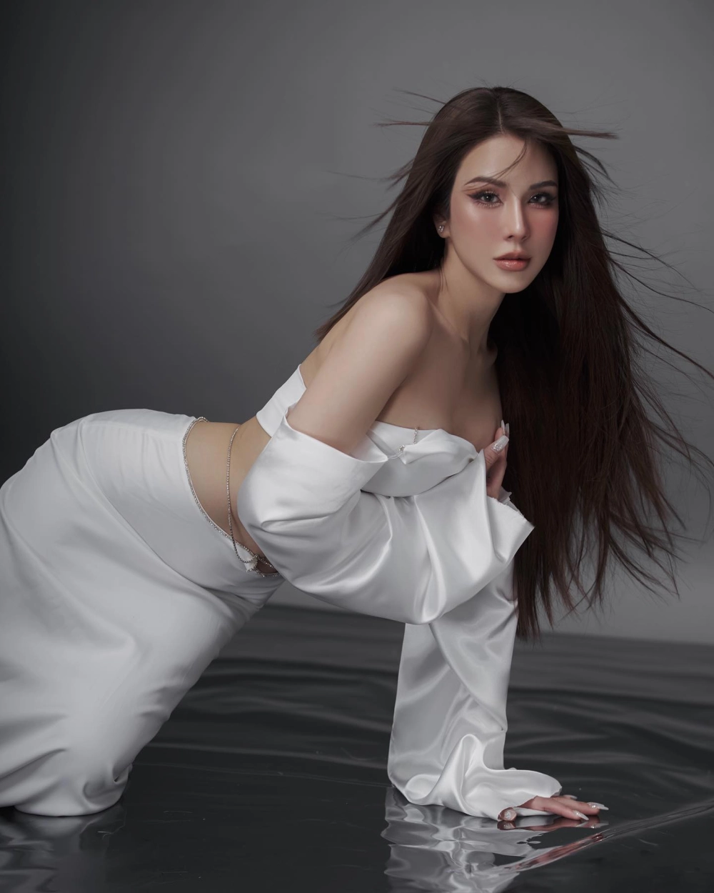 Visual thân thiện cho bài viết về Diệp Lâm Anh Facebook