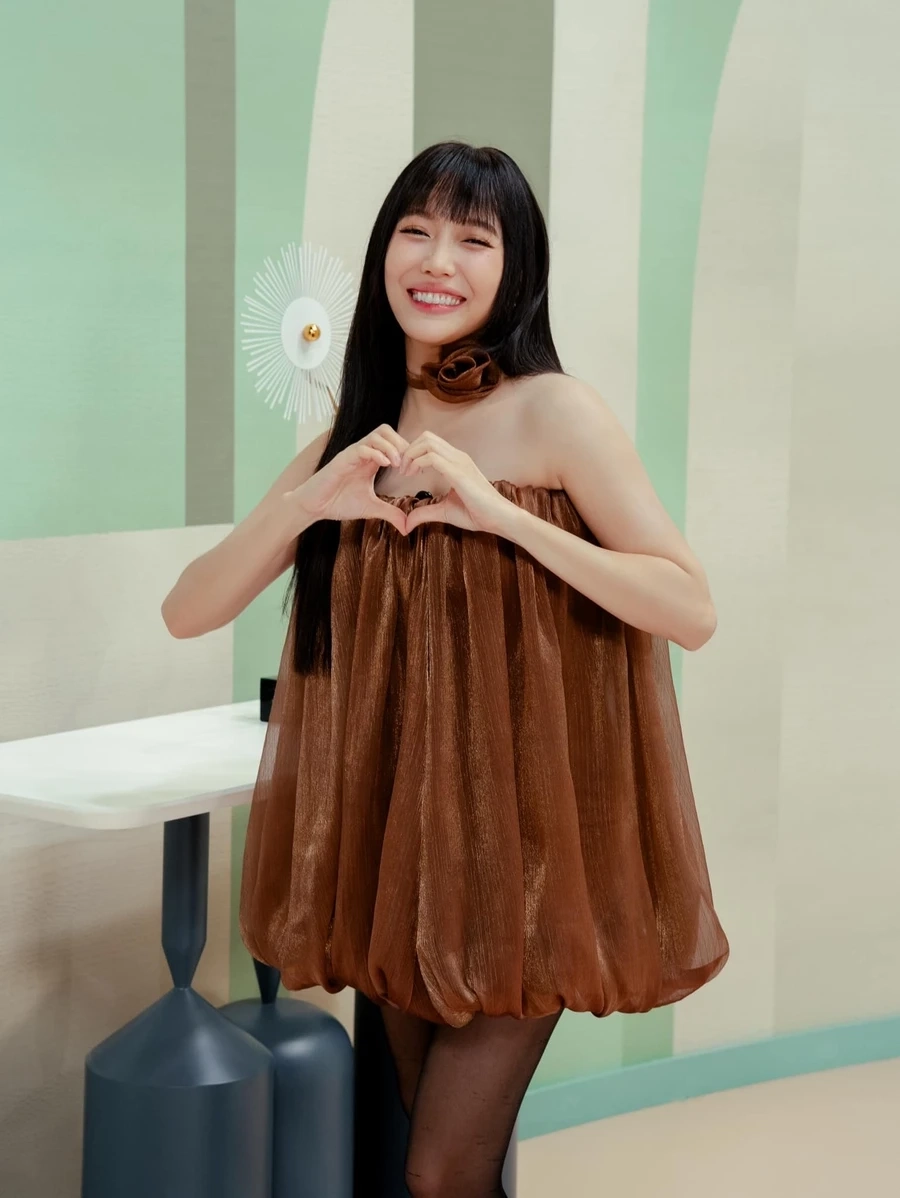 Ảnh mặt mộc khiến dân tình đồn đoán Diệu Nhi phẫu thuật