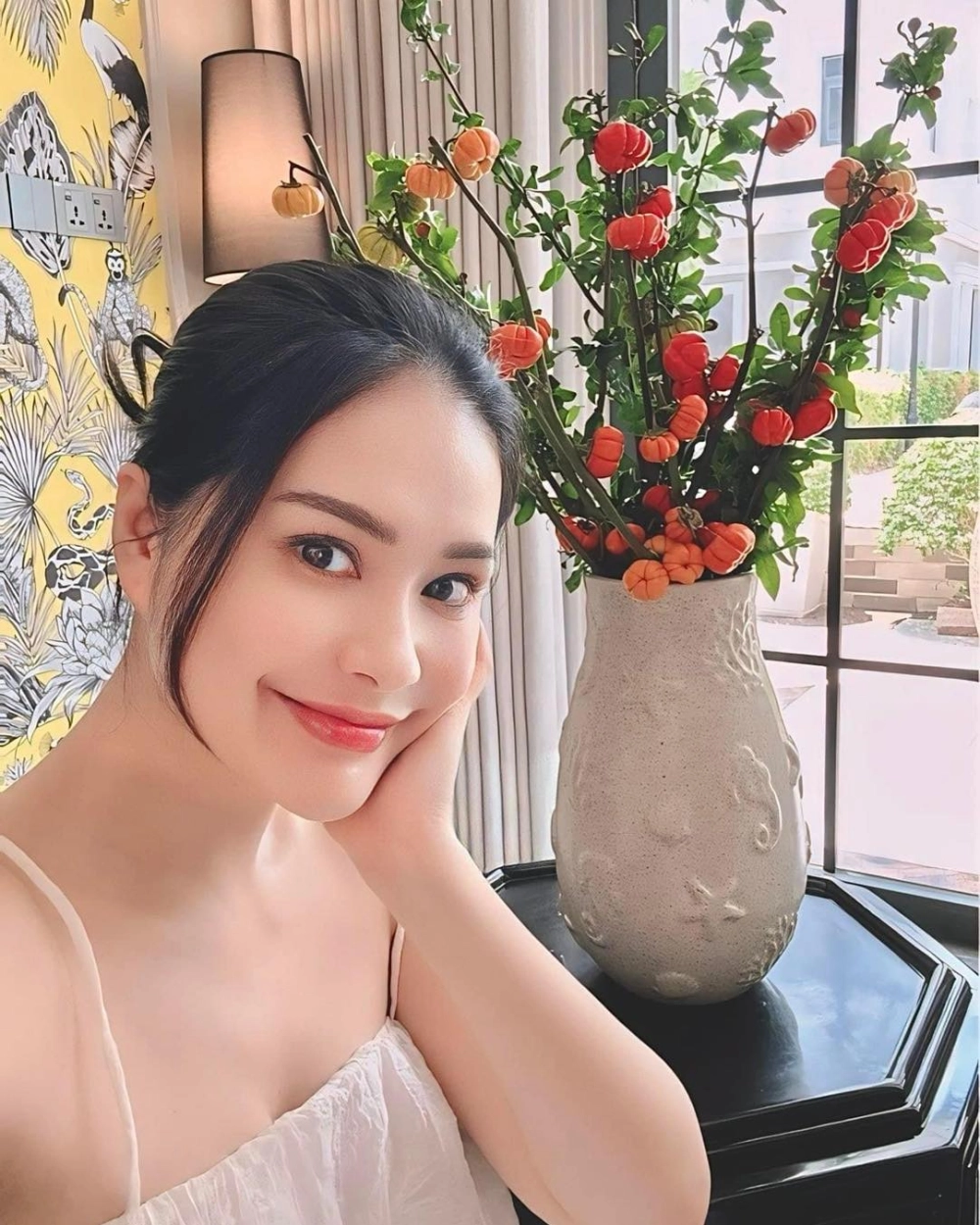 Khoảnh khắc lặng thầm giữa tin đồn Đoàn Di Băng phá sản