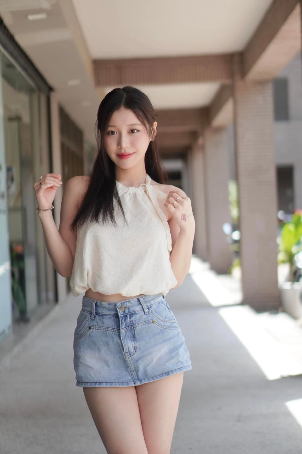 Khoảnh khắc đáng yêu gắn liền với đếm cừu Han Sara