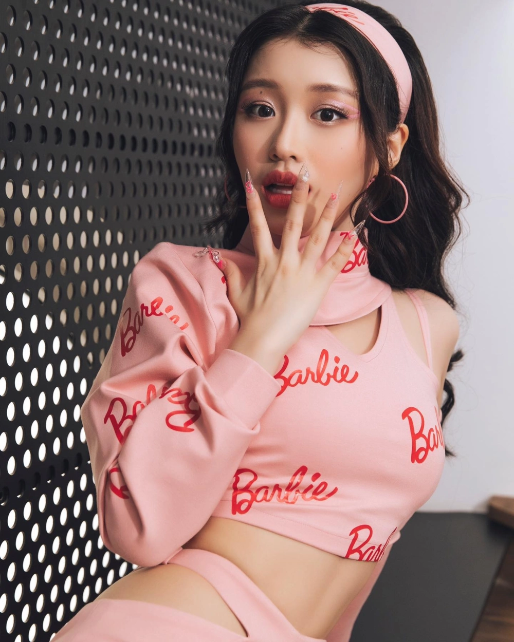 Góc mơ mộng dịu dàng trong MV ước gì Han Sara