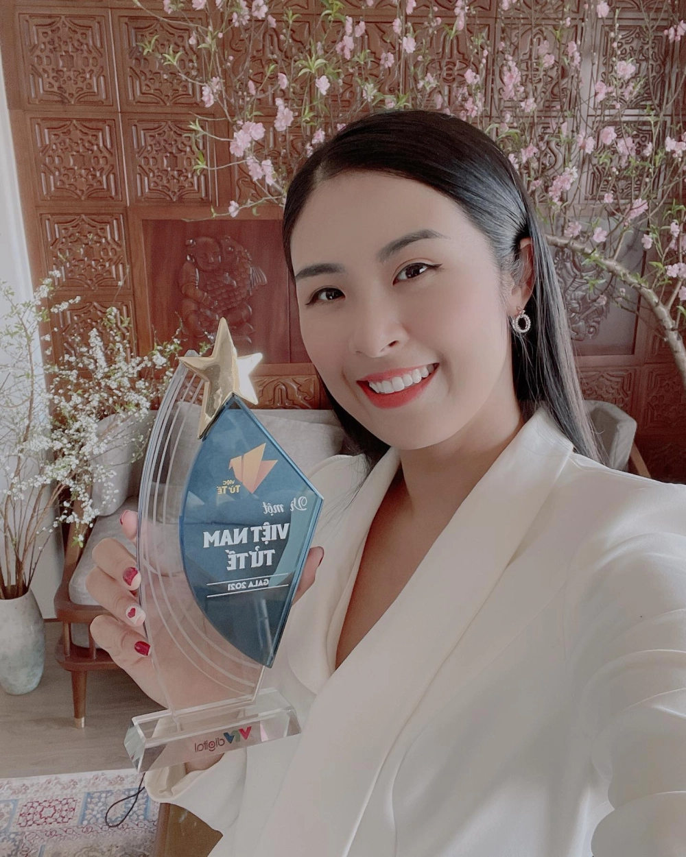 Hình ảnh hiếm hoi hé lộ chồng hoa hậu Ngọc Hân là ai