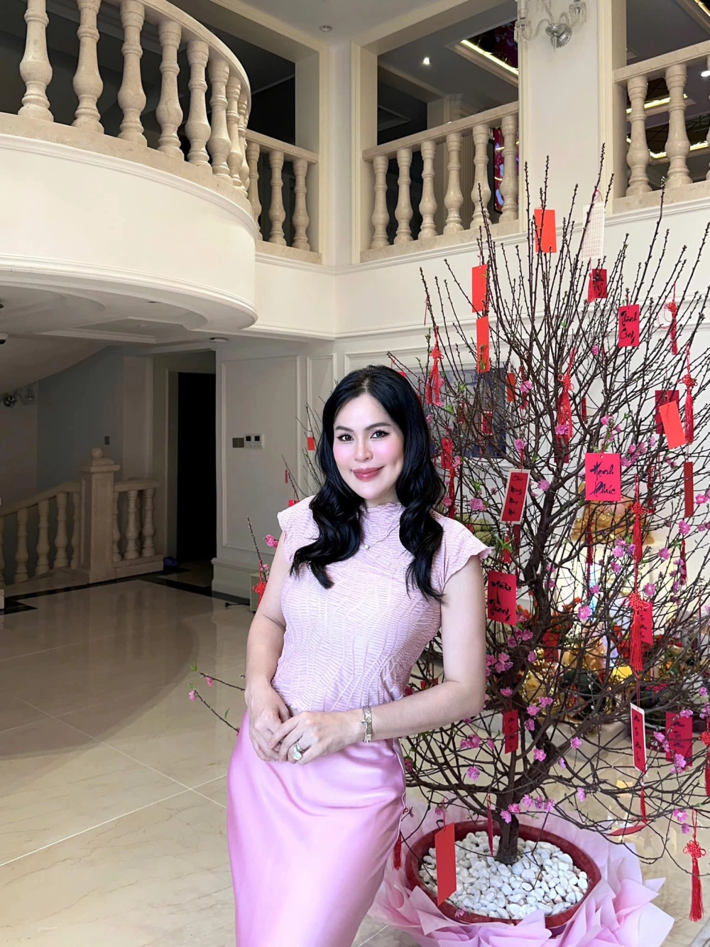 Mối quan hệ giữa hoa hậu Phương Lê và Vũ Luân được dân mạng đồn đoán