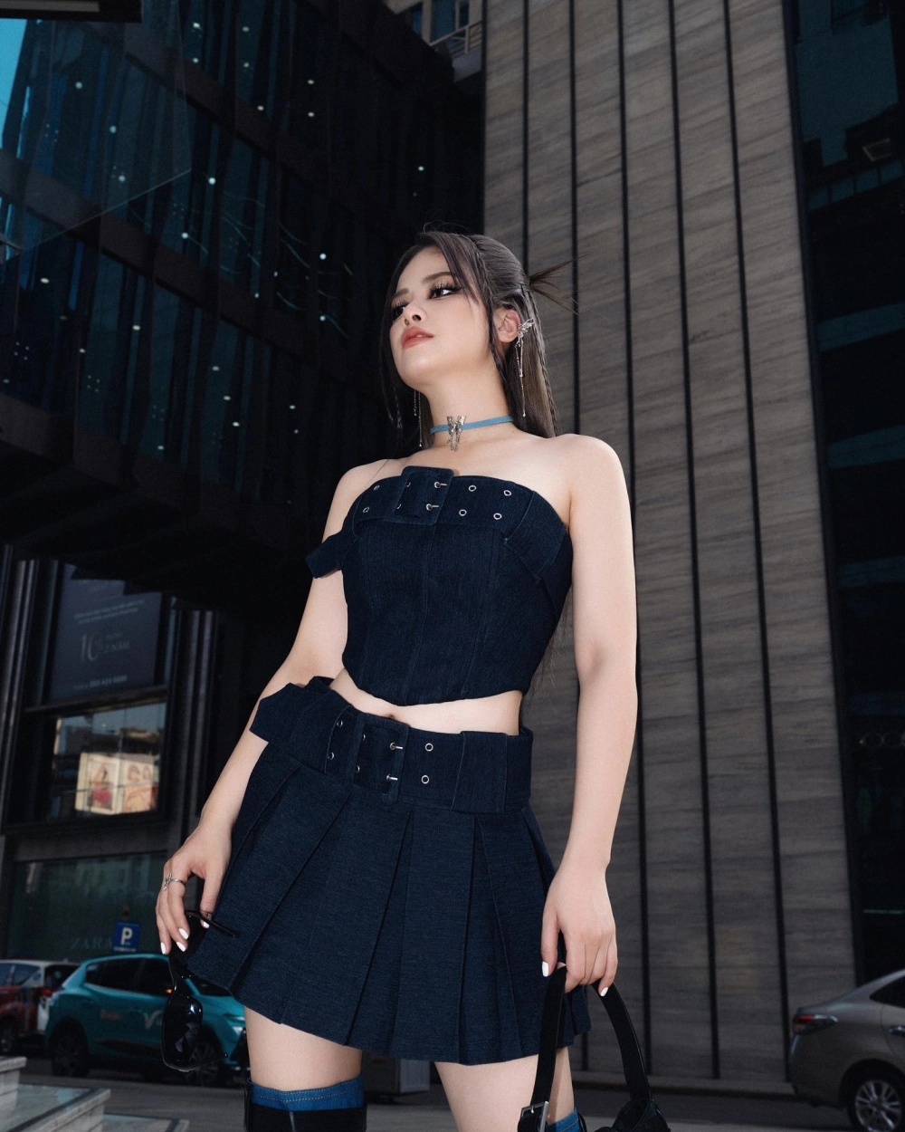 Chân dung ấn tượng hé lộ câu chuyện trong tiểu sử Dương Hoàng Yến