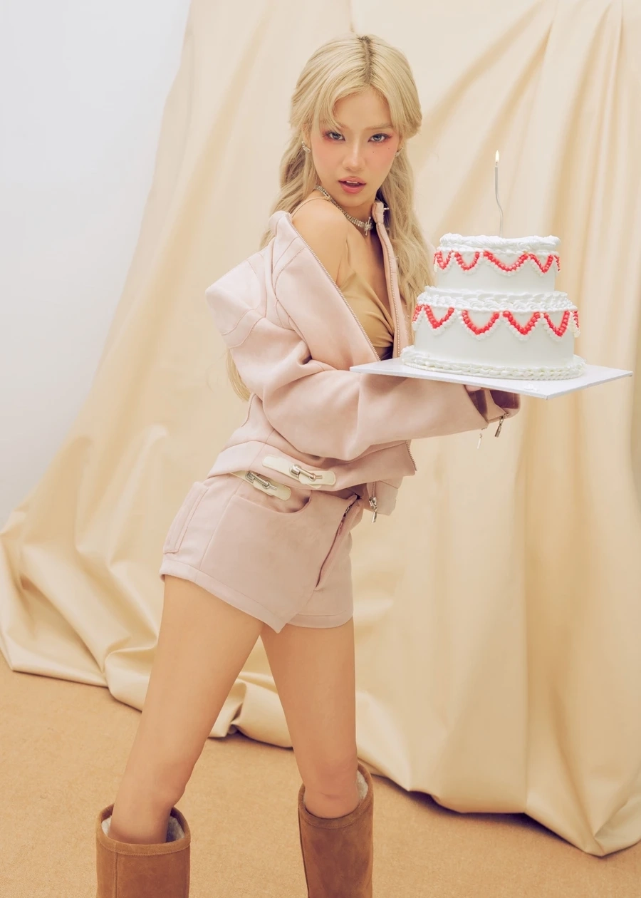 Ảnh đời thường cuốn hút của Hoang Yen Chibi nhận về nghìn tim