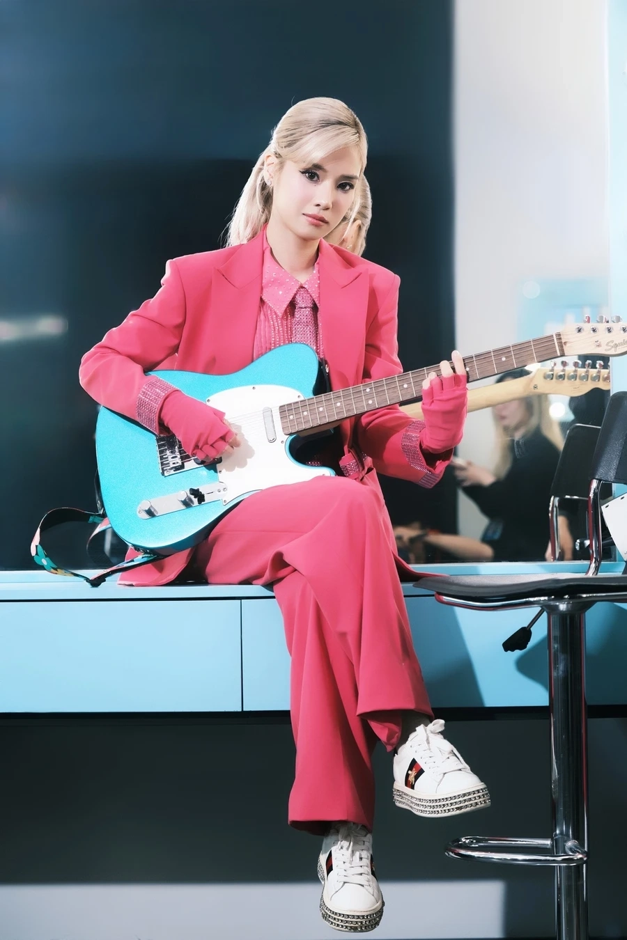 Hình ảnh bắt mắt từ các MV mới của Hoàng Yến Chibi mv