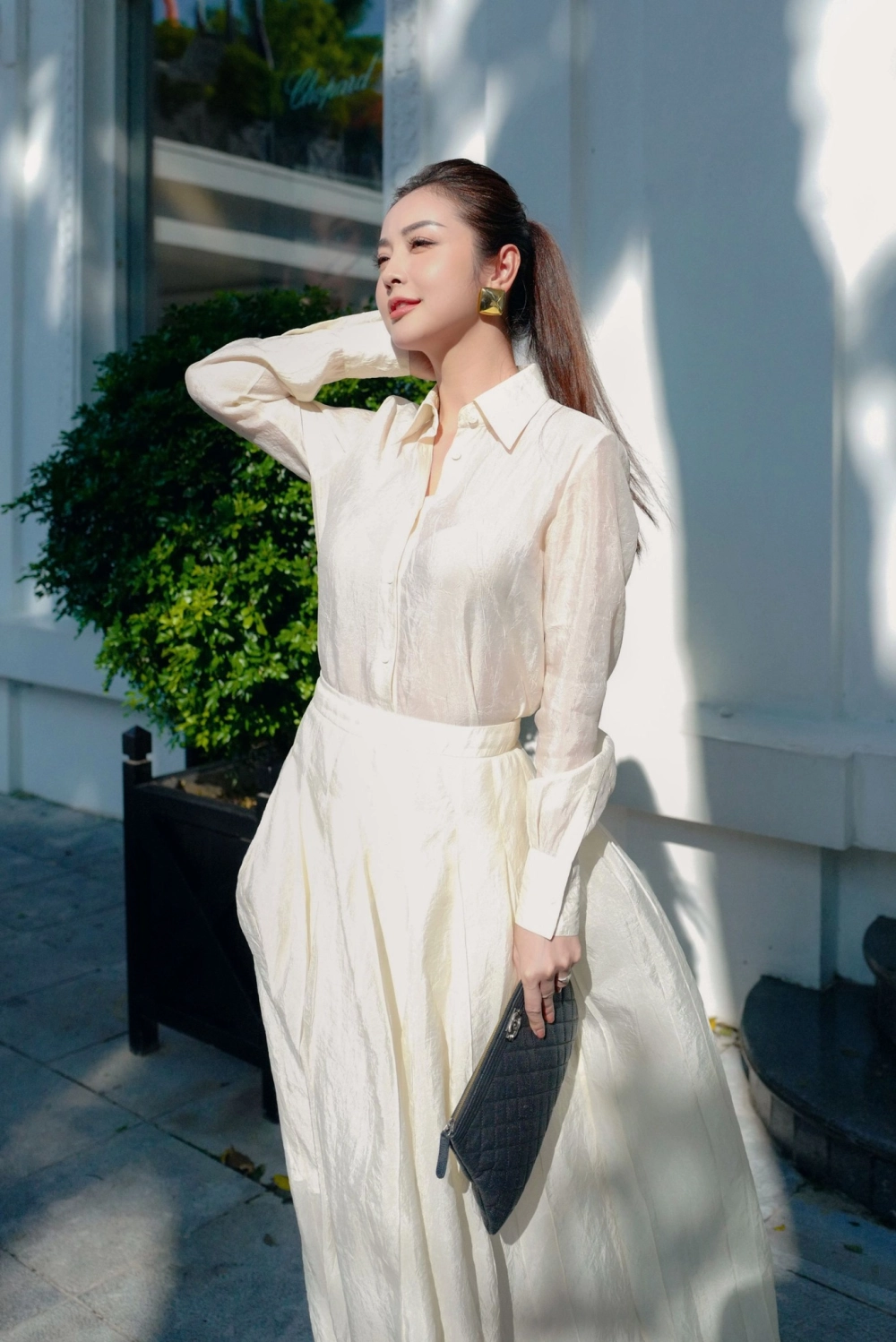 Nhan sắc không tuổi khiến khó tin Jennifer Phạm tuổi