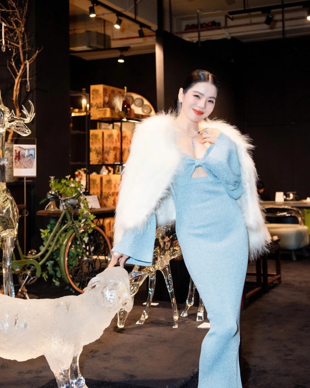 Visual day dứt theo cảm xúc trong Lệ Quyên nếu em được chọn lựa