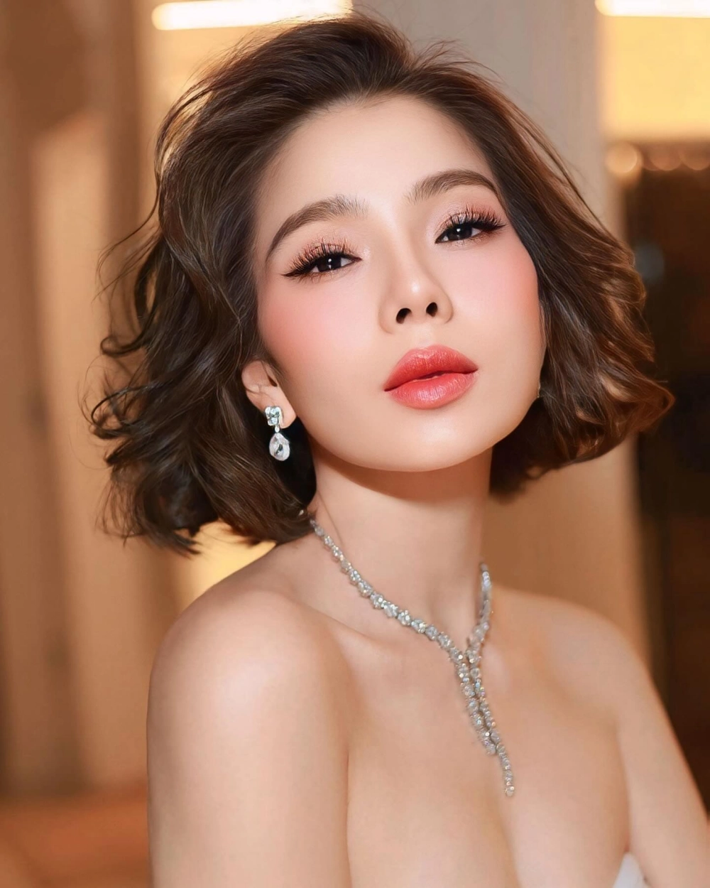 Giọng hát truyền cảm khiến karaoke Lệ Quyên luôn được săn đón