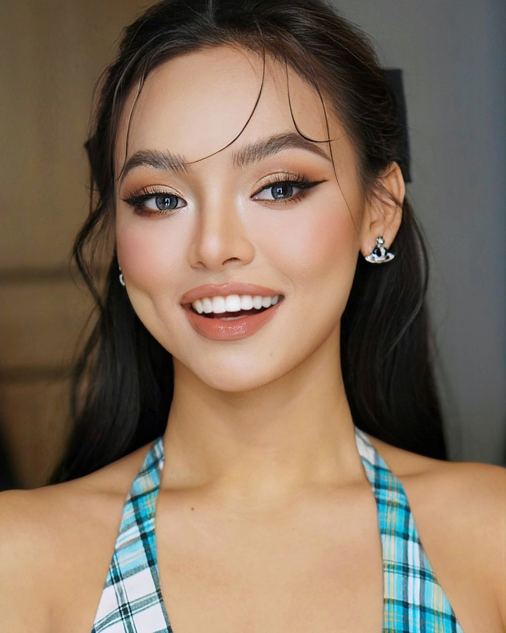 Visual độc lạ tạo dấu ấn riêng trong shoot hình Mai Ngô lạc