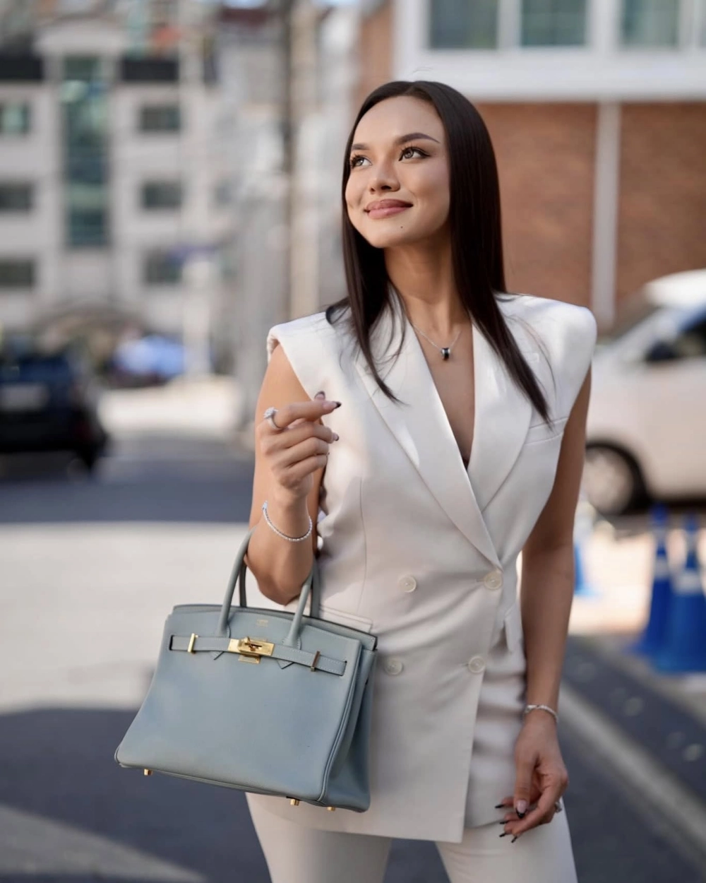 Ảnh nóng bỏng khiến nhiều người hỏi Mai Ngô có phải chuyển giới không