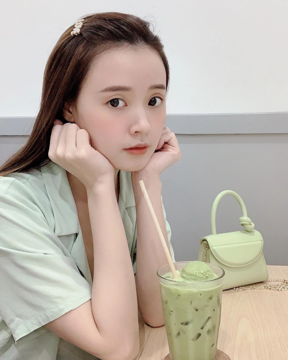 Visual đời thường tiết lộ Midu quê ở đâu