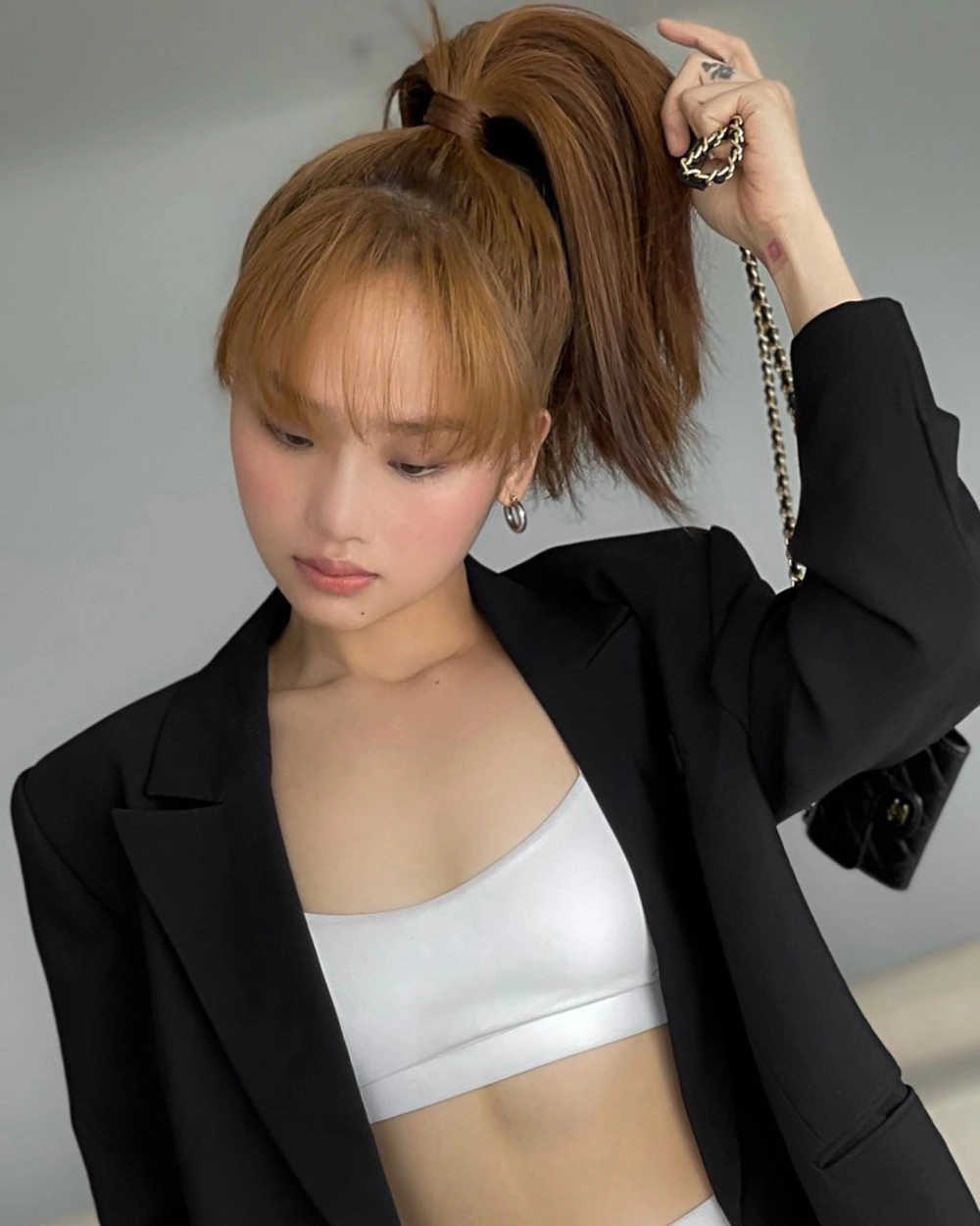 Nhan sắc hack tuổi khiến hỏi Miu Lê sinh năm bao nhiêu