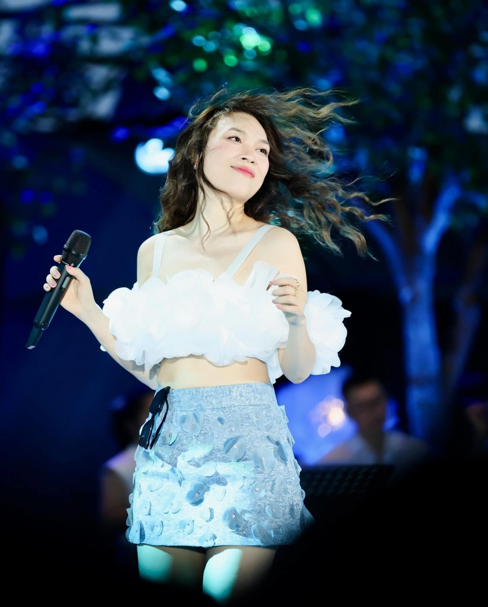 Ảnh đại diện bắt mắt cho bộ Mỹ Tâm playlist lãng mạn