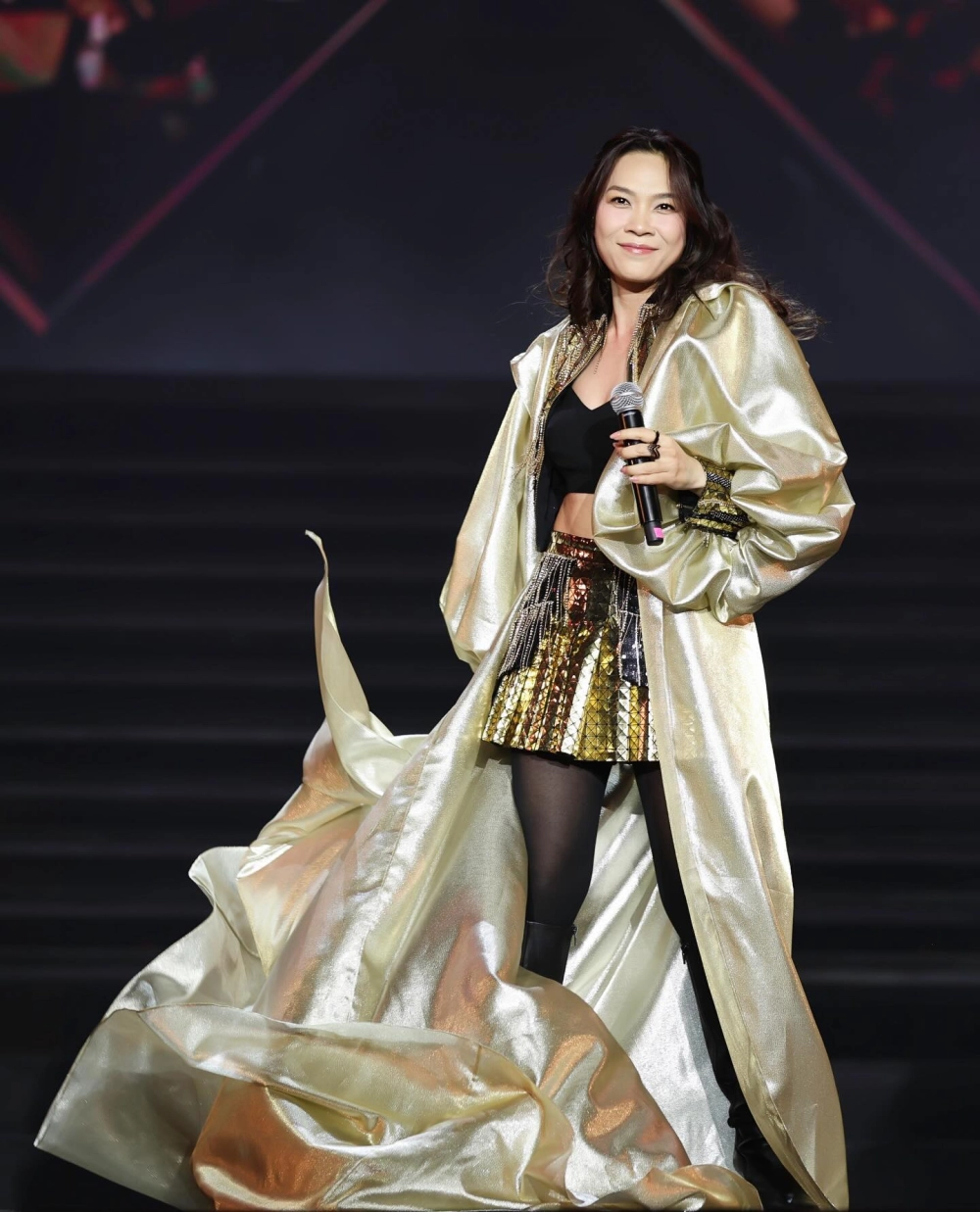 Bìa album đầy cảm xúc trong tuyển tập album Mỹ Tâm