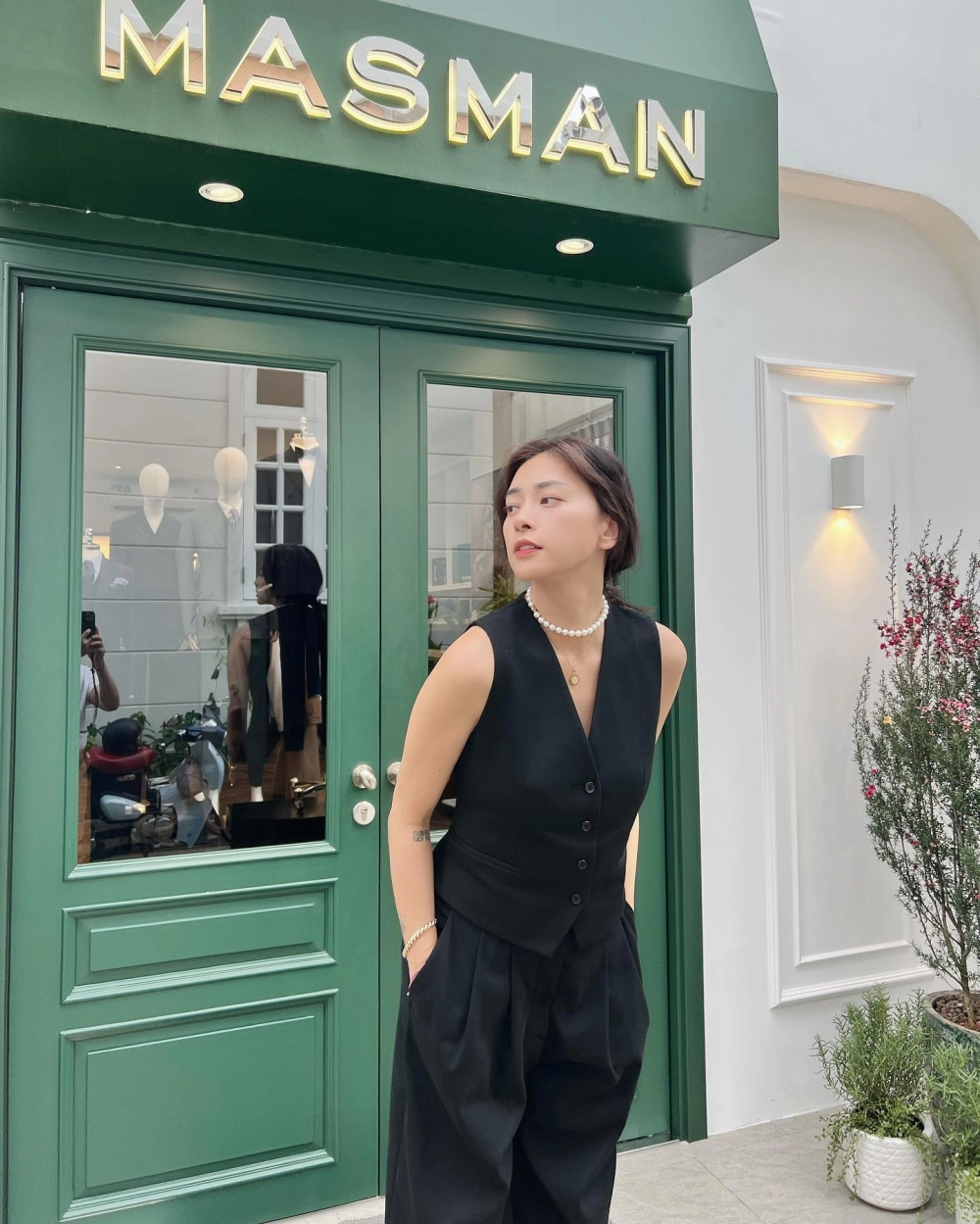 Ảnh hoài cổ tái hiện thời Ngô Thanh Vân lúc trẻ