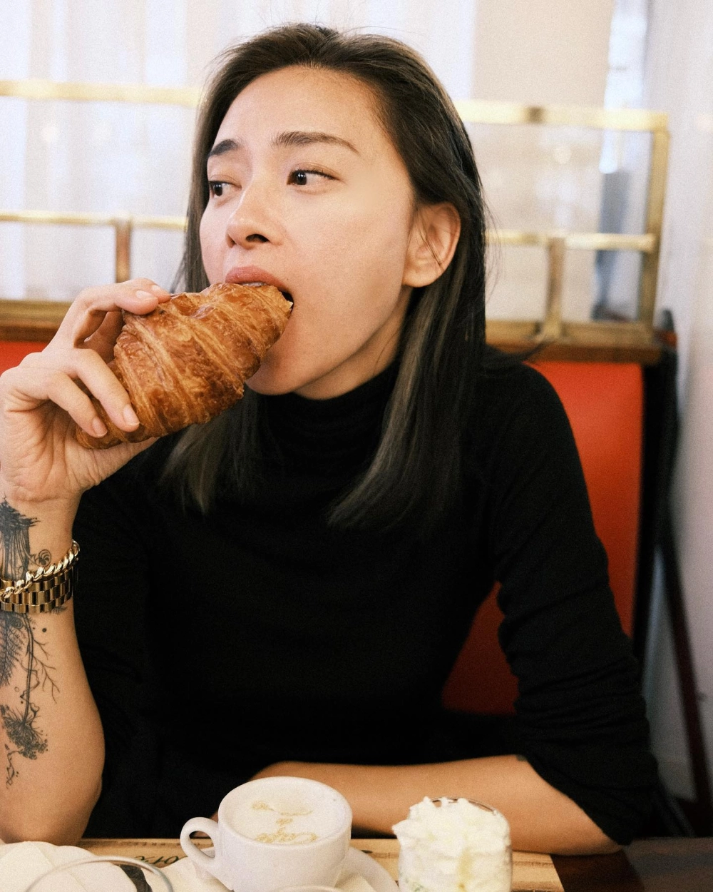 Khung ảnh kỷ niệm dịp Ngô Thanh Vân ngày sinh