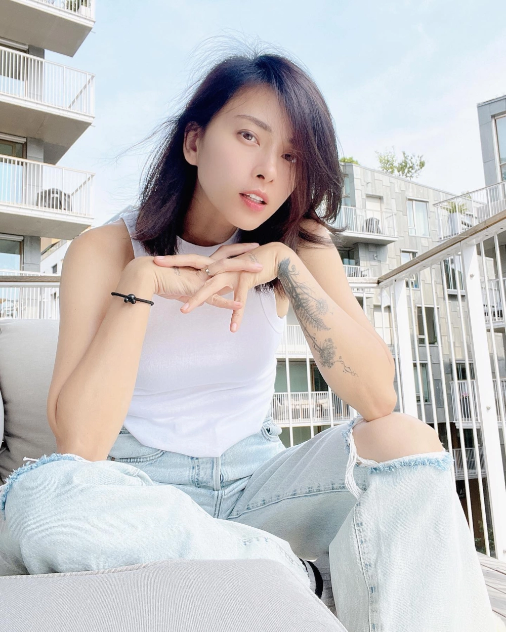 Phong cách truyền thống gợi nhớ Ngô Thanh Vân Dòng Máu Anh Hùng