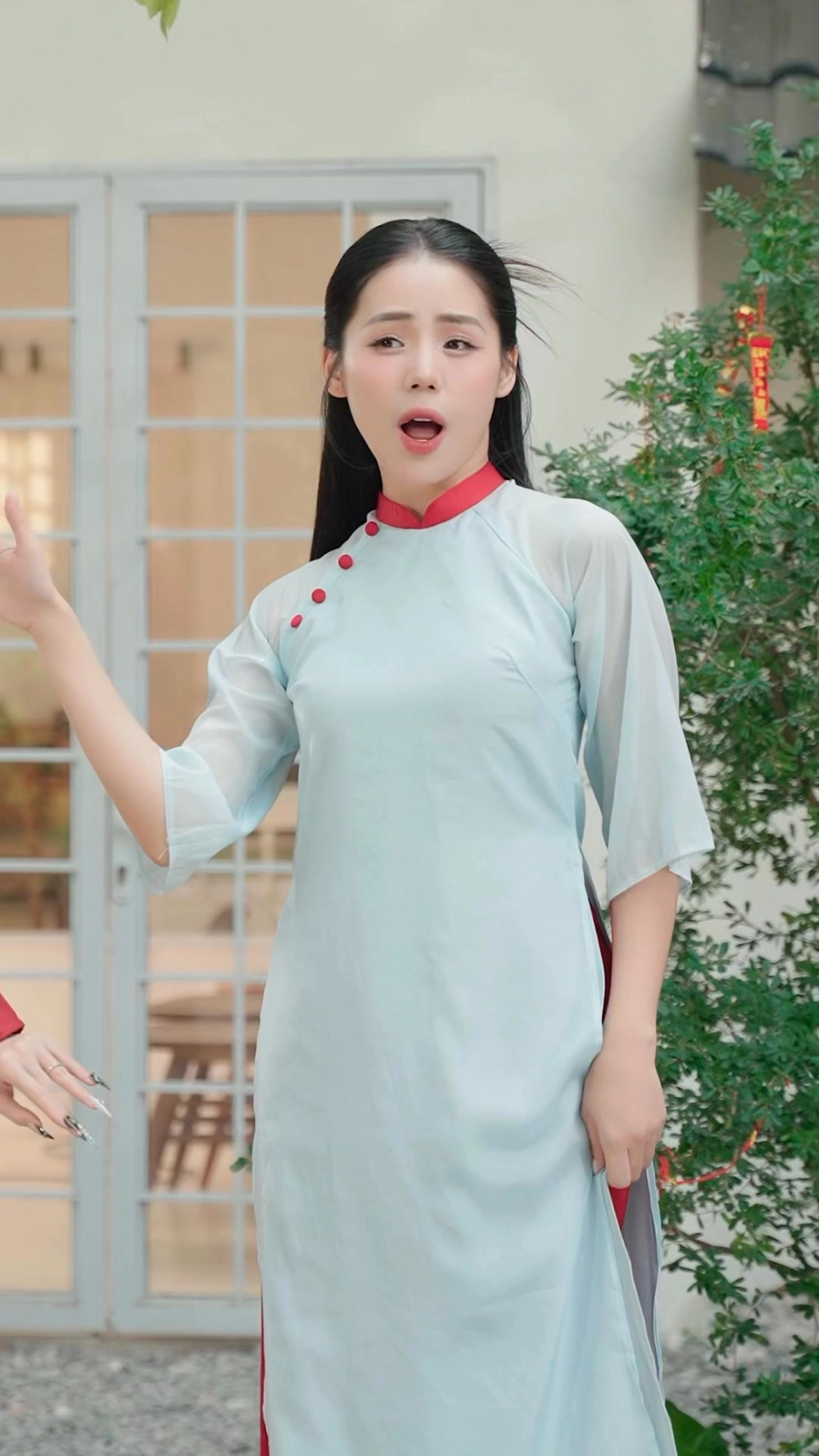 Visual đầy cá tính và trẻ trung của Nguyễn Hương Ly