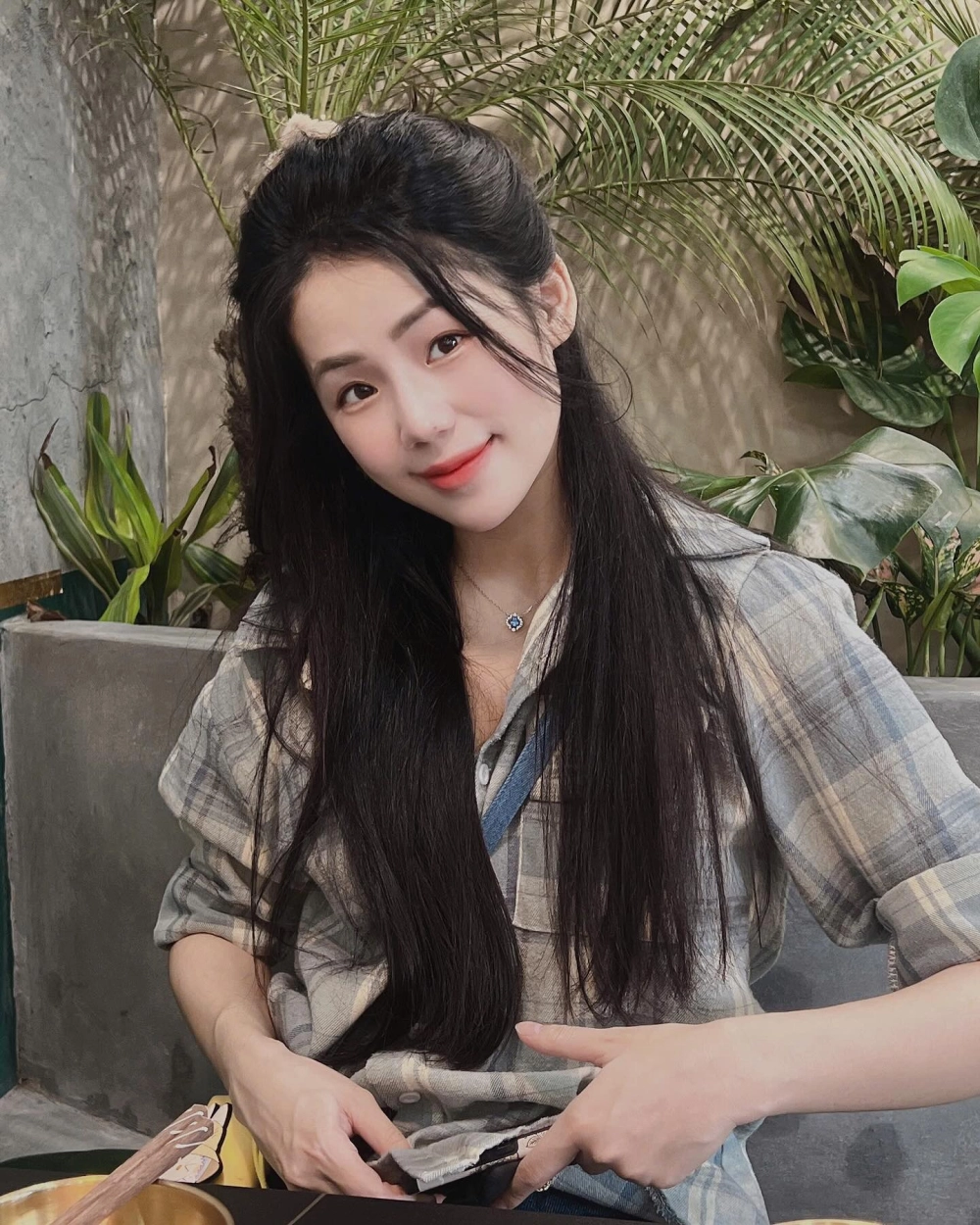 Ngỡ ngàng trước vẻ trẻ trung khi hỏi Nguyễn Thị Hương Ly sinh năm bao nhiêu