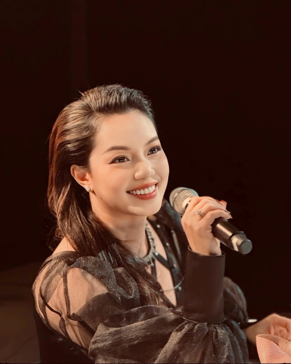 Visual tuyệt đẹp ghi dấu tại sự kiện Nguyễn Ngọc Anh miss audition