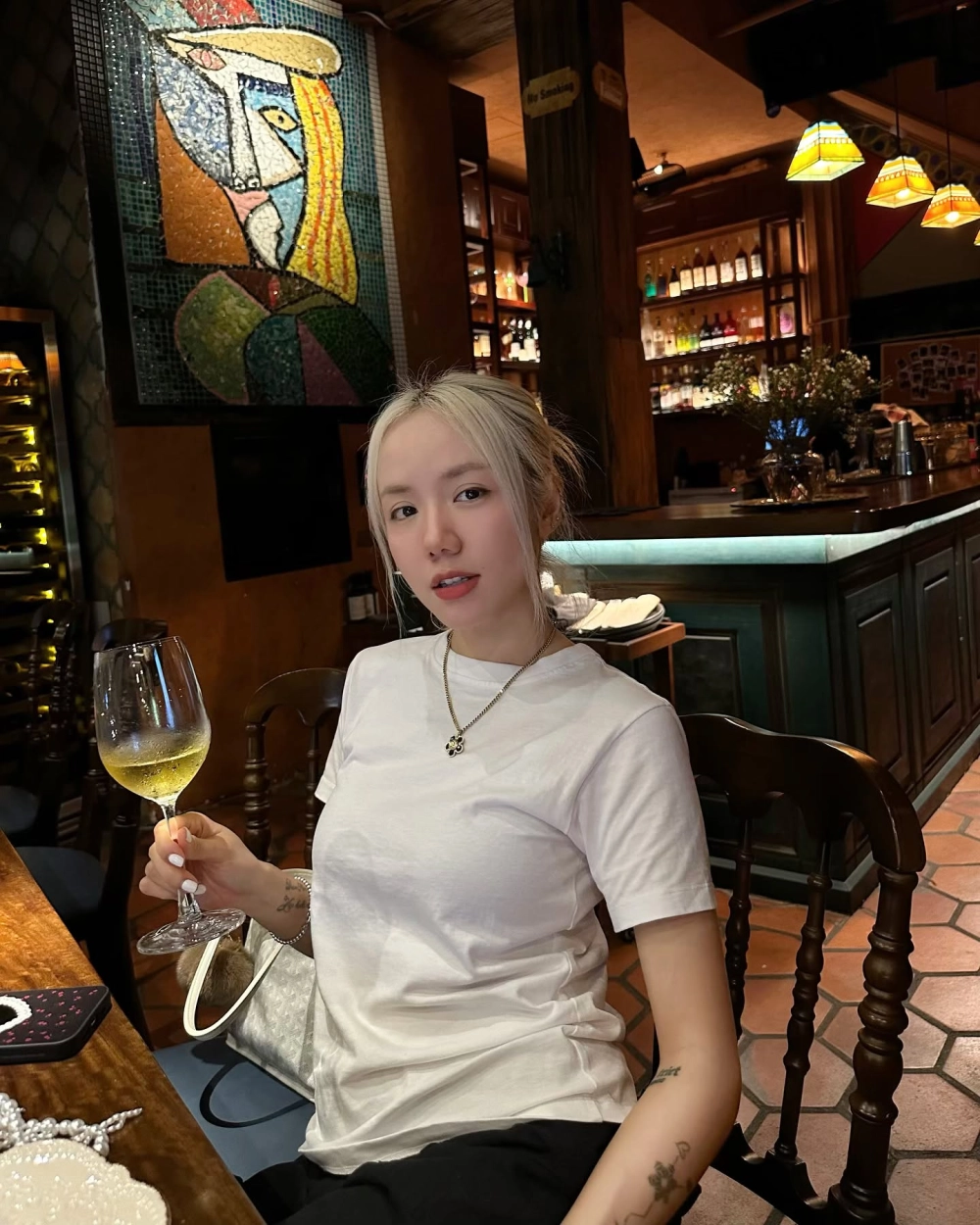 Visual day dứt khi nghe Phương Ly thằng điên buồn