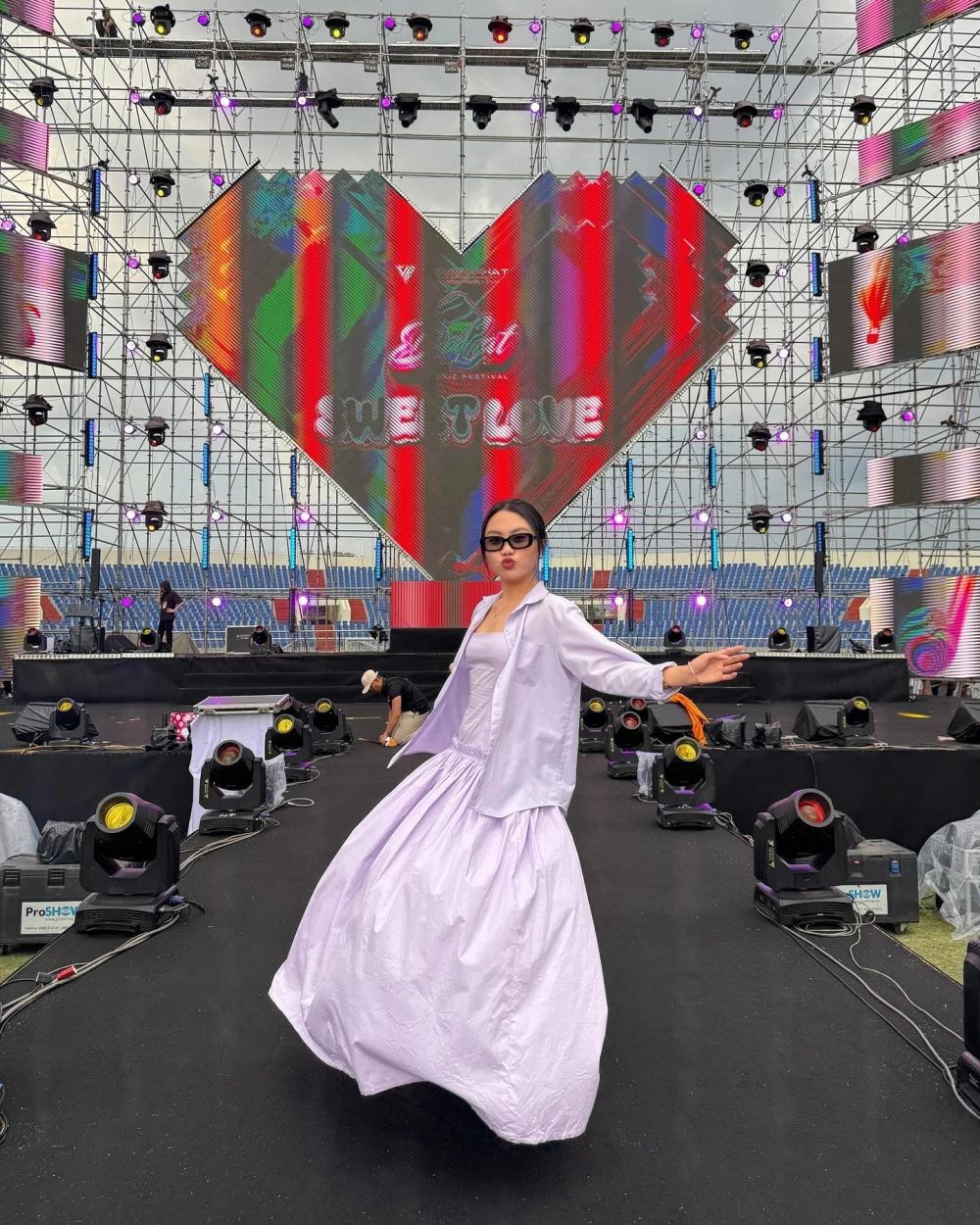 Thần thái sang trọng trong khoảnh khắc Phương Mỹ Chi Miss Universe