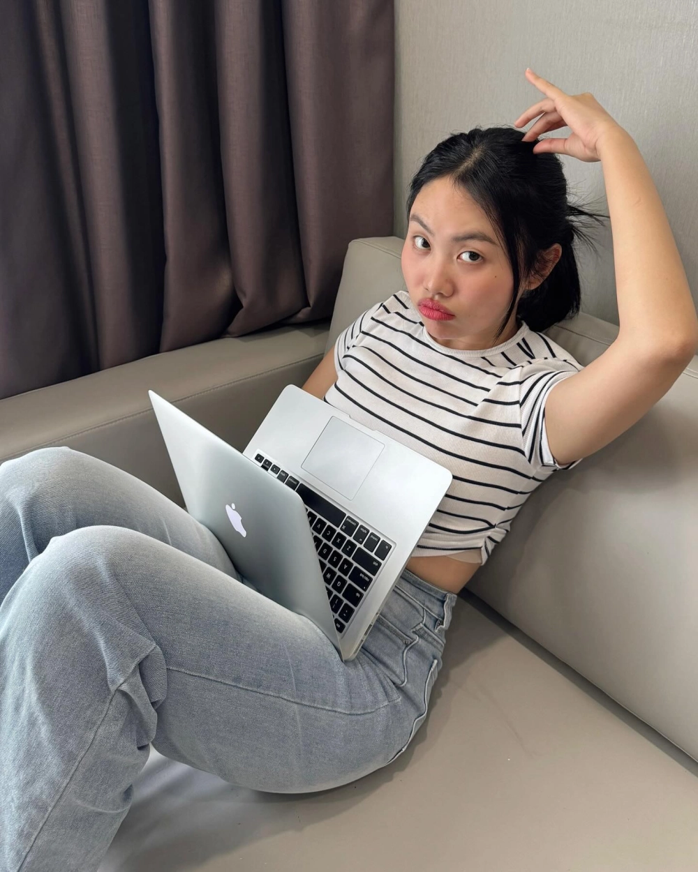 Hình ảnh gợi nhớ trong ca khúc những ngôi sao xa xôi Phương Mỹ Chi