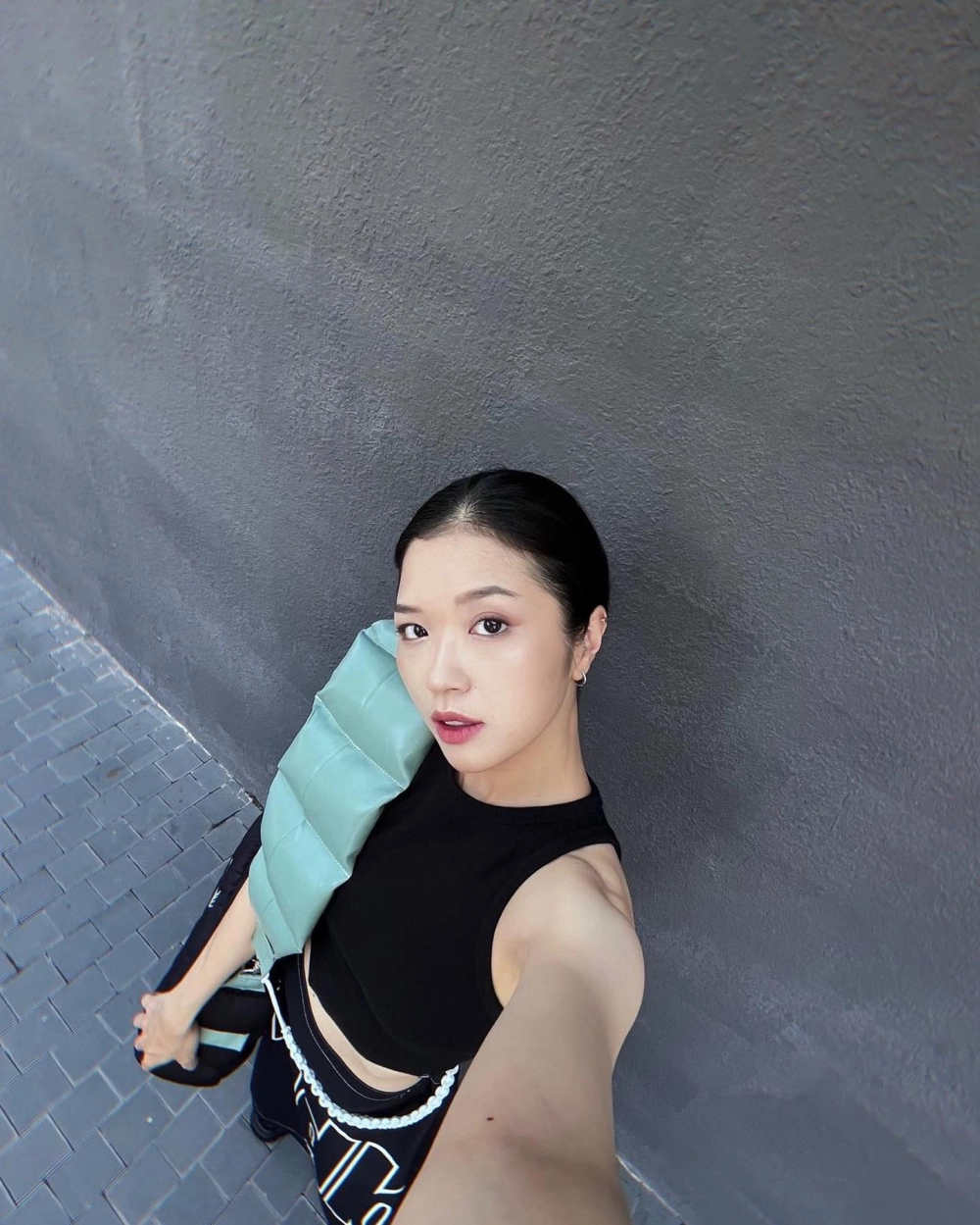 Visual quyến rũ khi Suni Hạ Linh chị đẹp đạp gió rẽ sóng