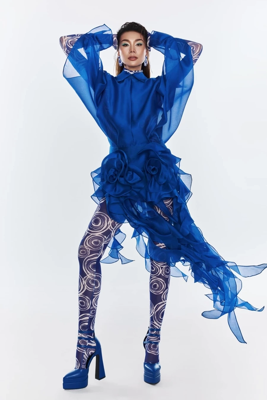 Ảnh thời trẻ gợi nhớ về Thanh Hằng ngày xưa