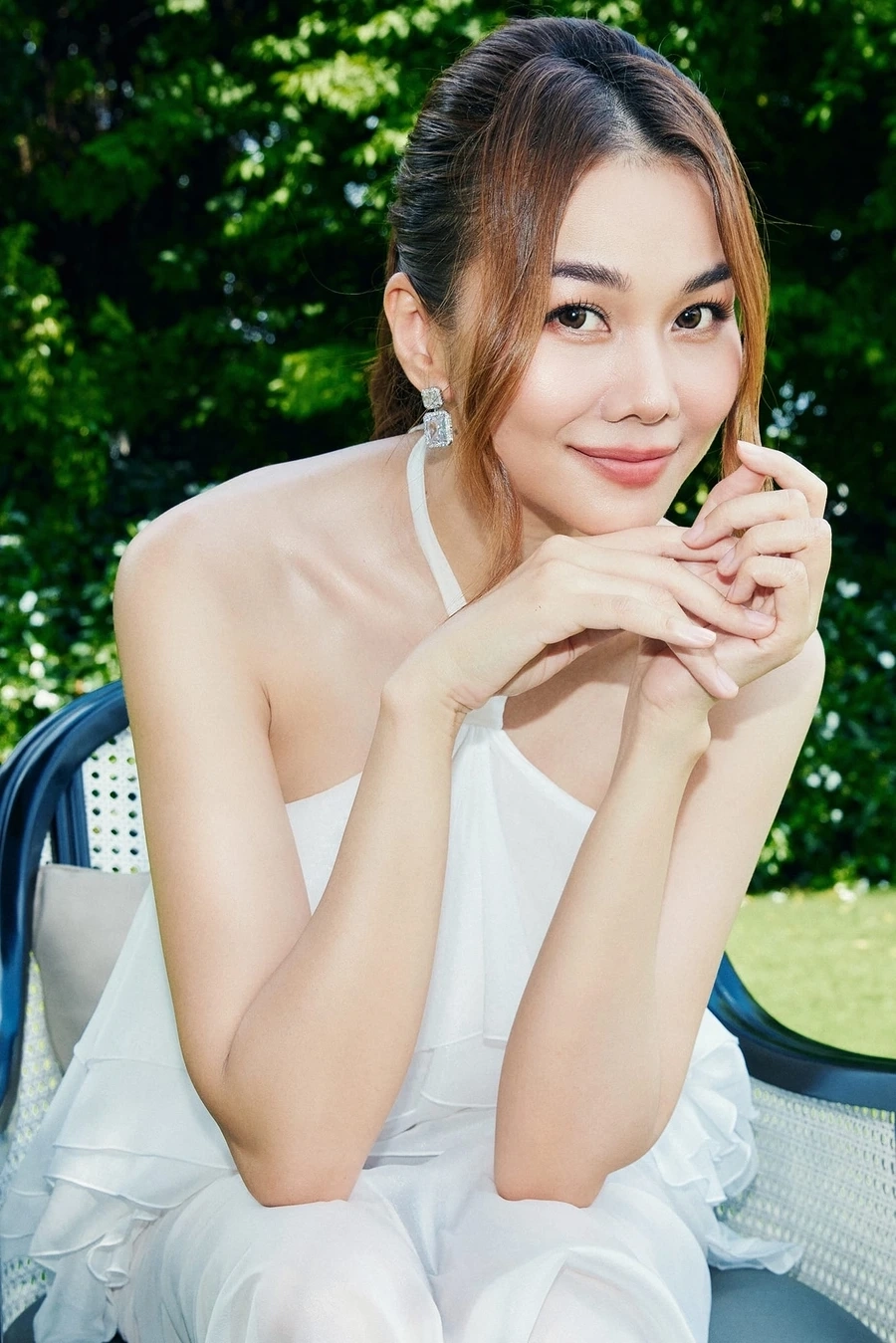 Ảnh đánh dấu các cột mốc trong tiểu sử nghệ sĩ Thanh Hằng