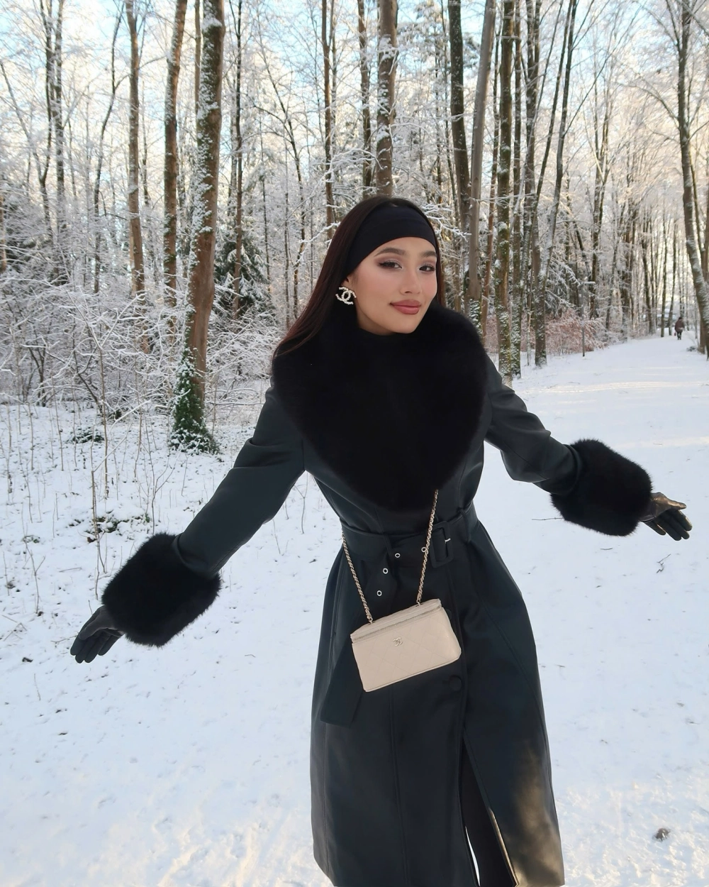 Khoảnh khắc đời thường hiếm hoi về gia đình Thảo Nhi Lê