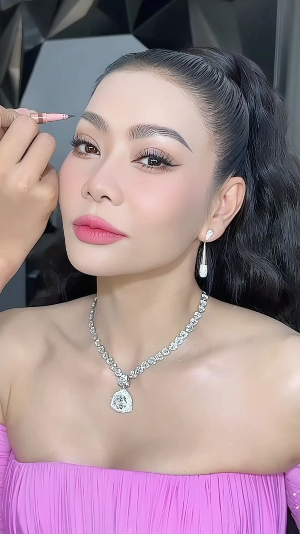 Thần thái đỉnh cao của nữ ca sĩ Thu Minh