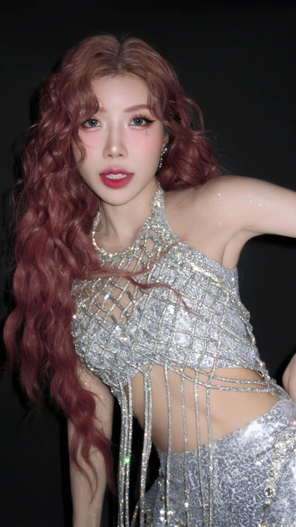 Chân dung nổi bật giúp bạn hiểu rõ Trang Pháp là ai