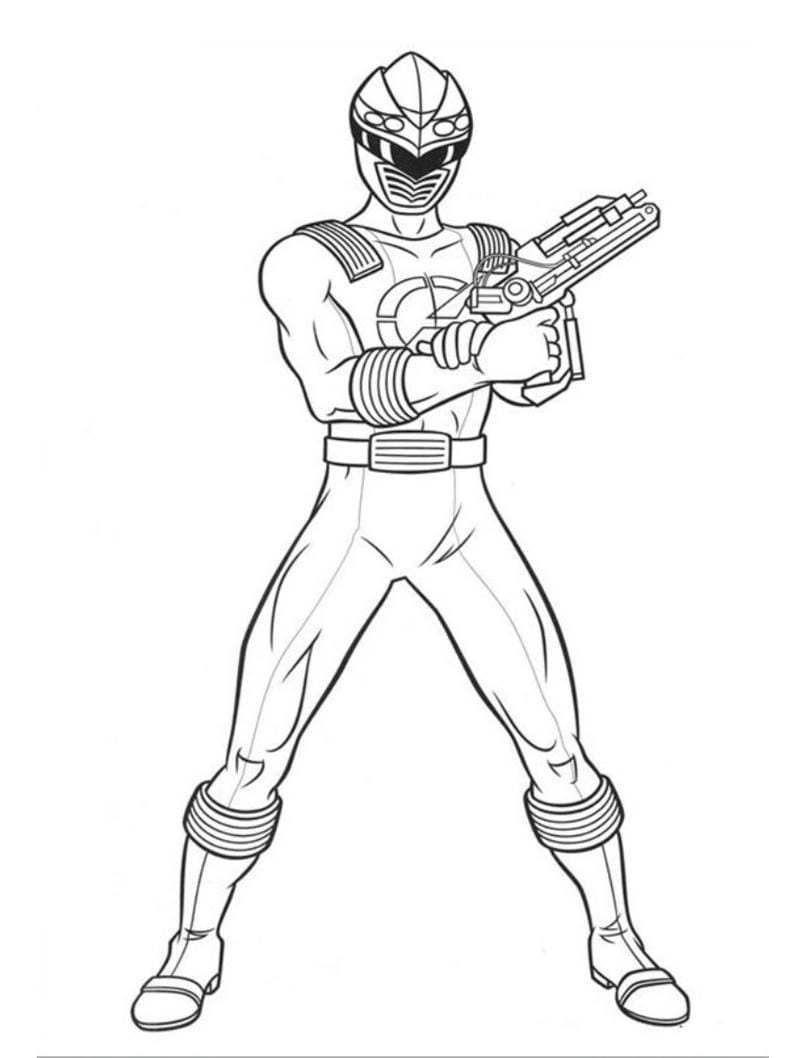 Bé thích thú với tranh to màu siêu nhân robot