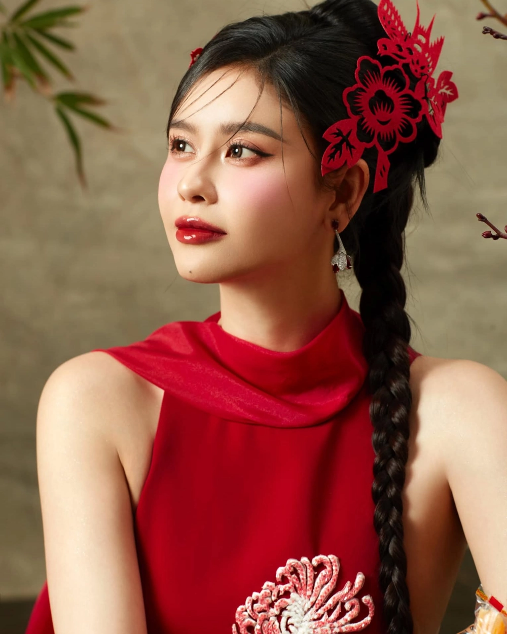 Loạt visual ấn tượng trong album Trương Quỳnh Anh đầu tay