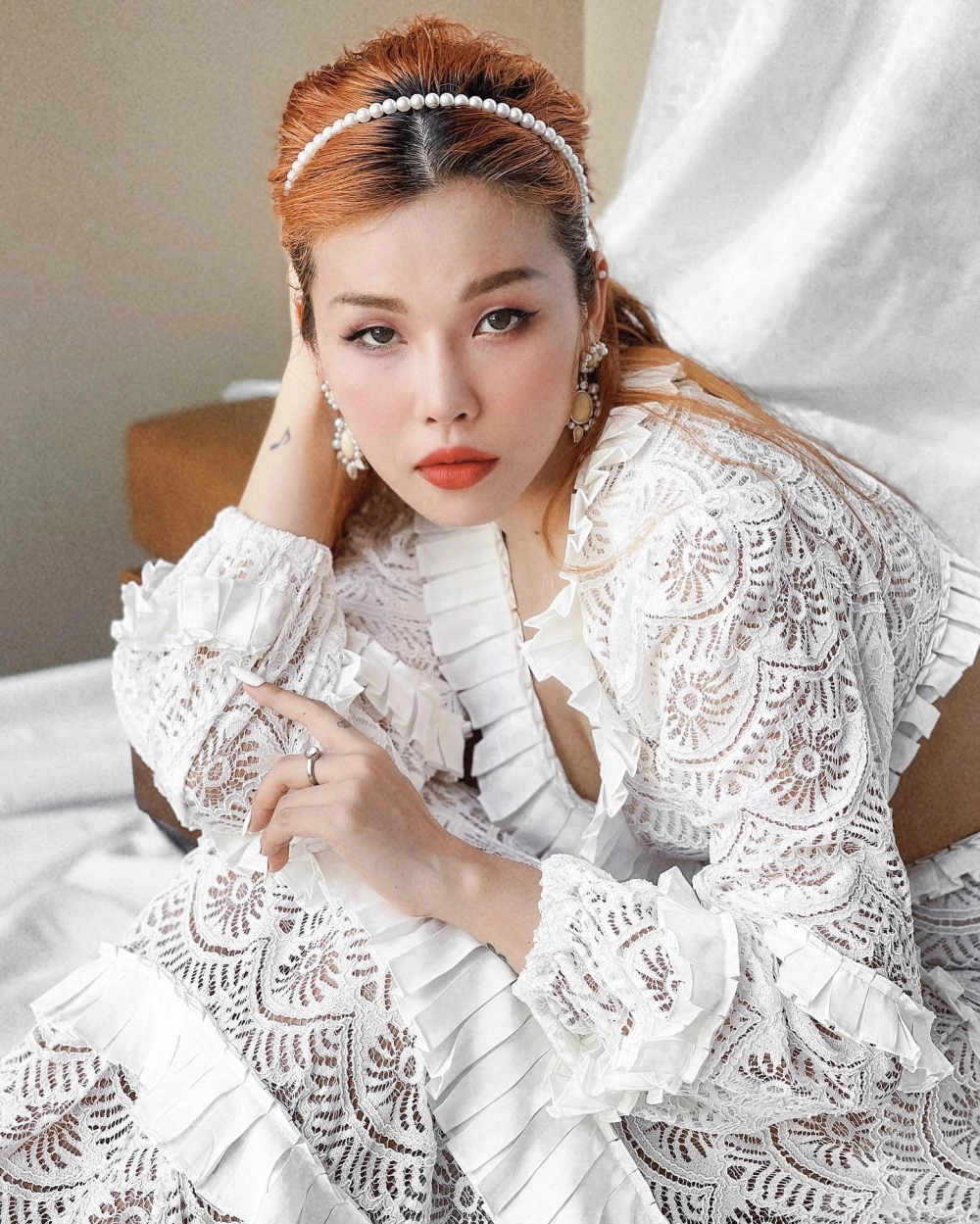 Khung hình tự tin trong MV đánh bắt cá xa bờ Trương Thảo Nhi