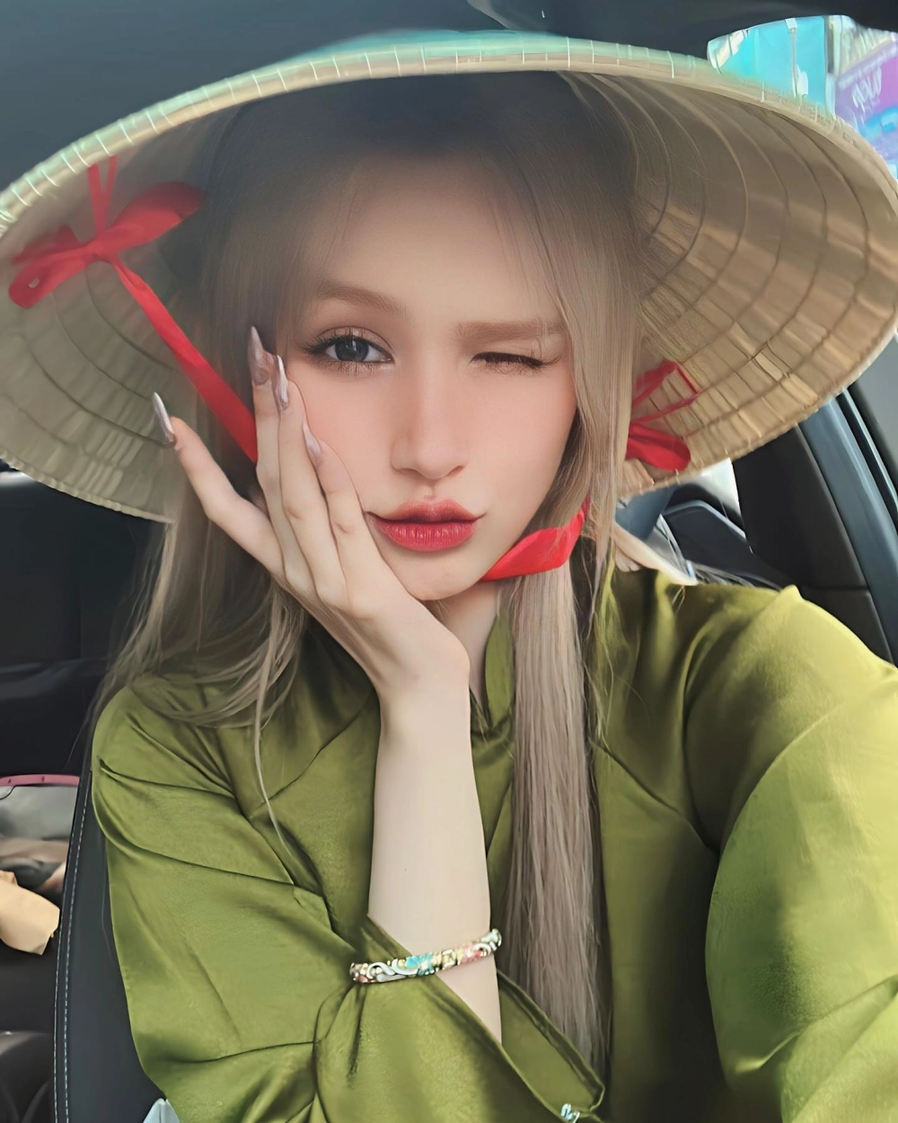 Chân dung đặc trưng dành cho profile Xoài Non