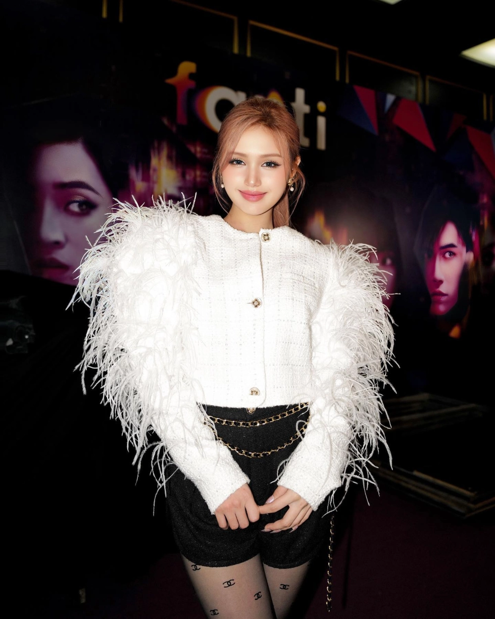 Hình ảnh truyền cảm độc đáo khi Xoài Non phát ngôn