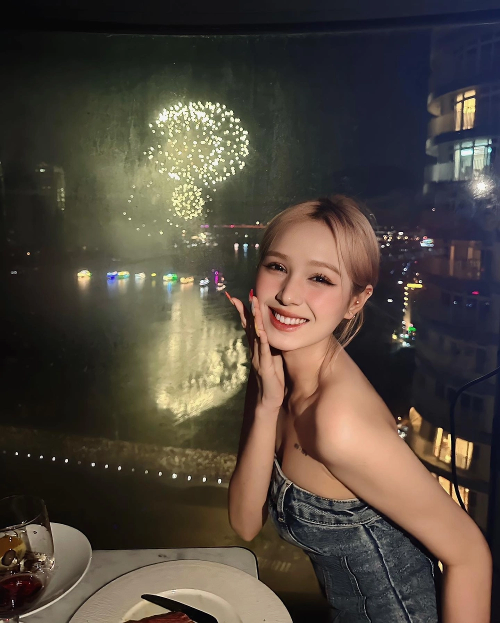 Visual đời thường lên phông nền IG Xoài Non