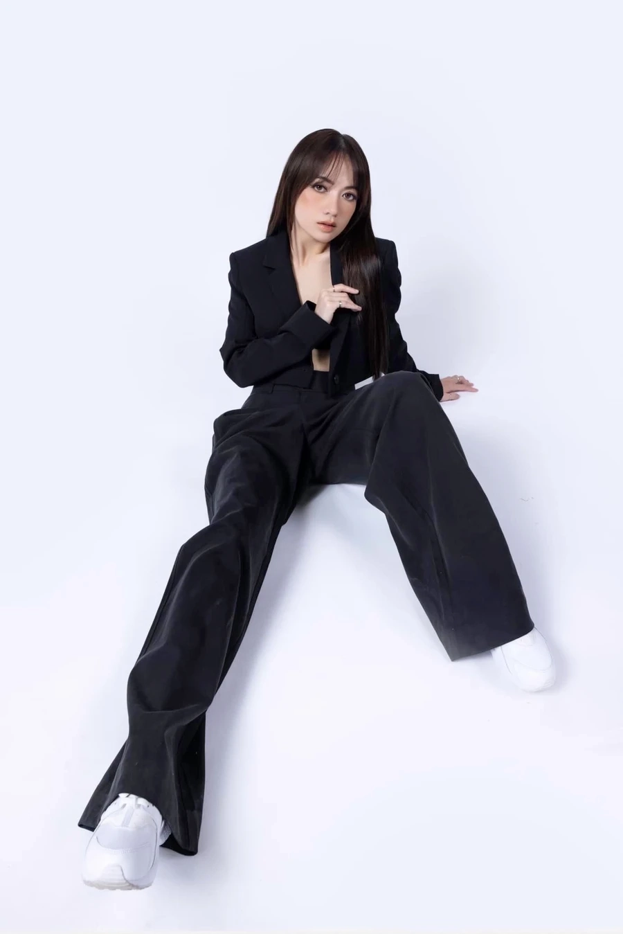 Ảnh hiện tại khiến ai cũng đoán Xuân Nghi sinh năm mấy