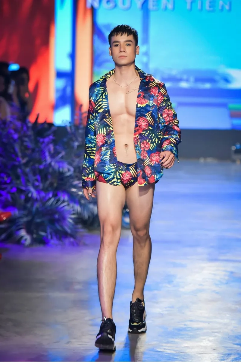 Khám phá phong cách Cao Xuân Tài Vietnam Fitness Model cực chất