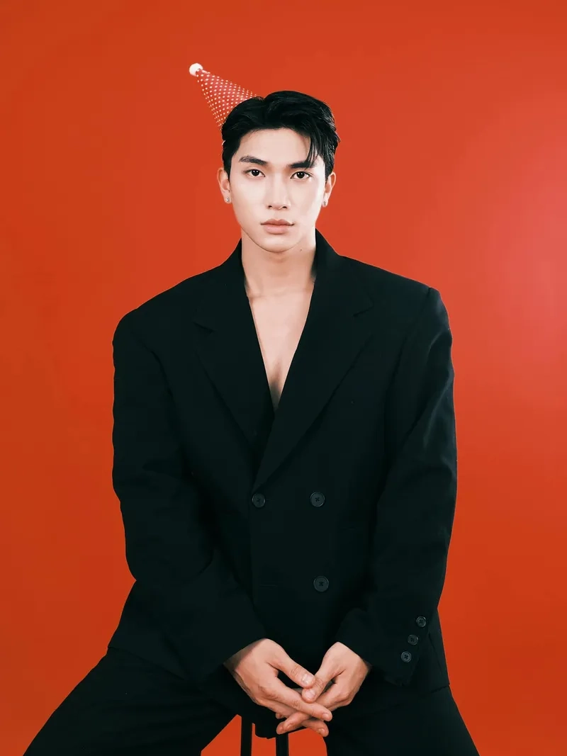 Xem video Hoàng Minh Hưng Tỏ Tình Hoàn Mỹ đáng yêu