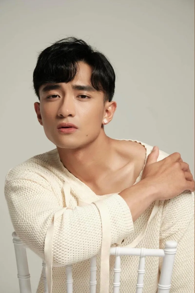 Hữu Vi chiều cao ấn tượng nổi bật trong showbiz Việt