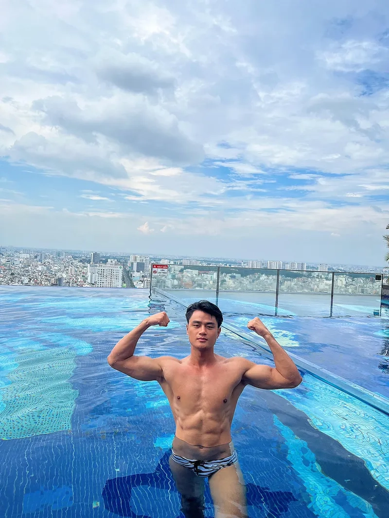 Thần thái cuốn hút từ Mister Global 2023