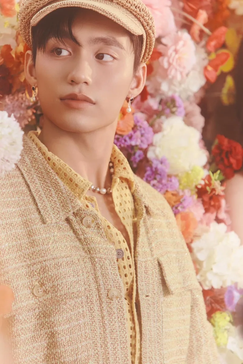 Gây ấn tượng mạnh với phong cách thời trang MONO