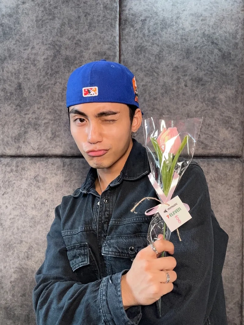 List nhạc MONO mới nhất khiến fan phát sốt