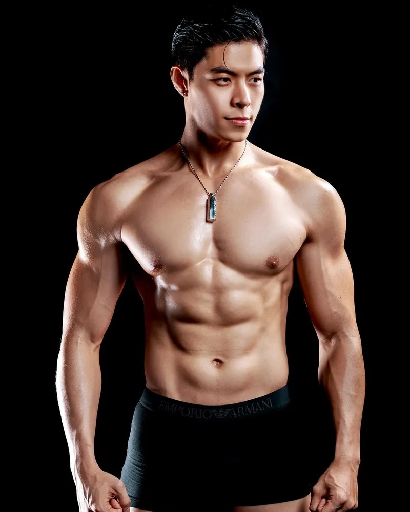 Hành trình Ngô Hoàng Phi Việt thi quốc tế đầy tự tin