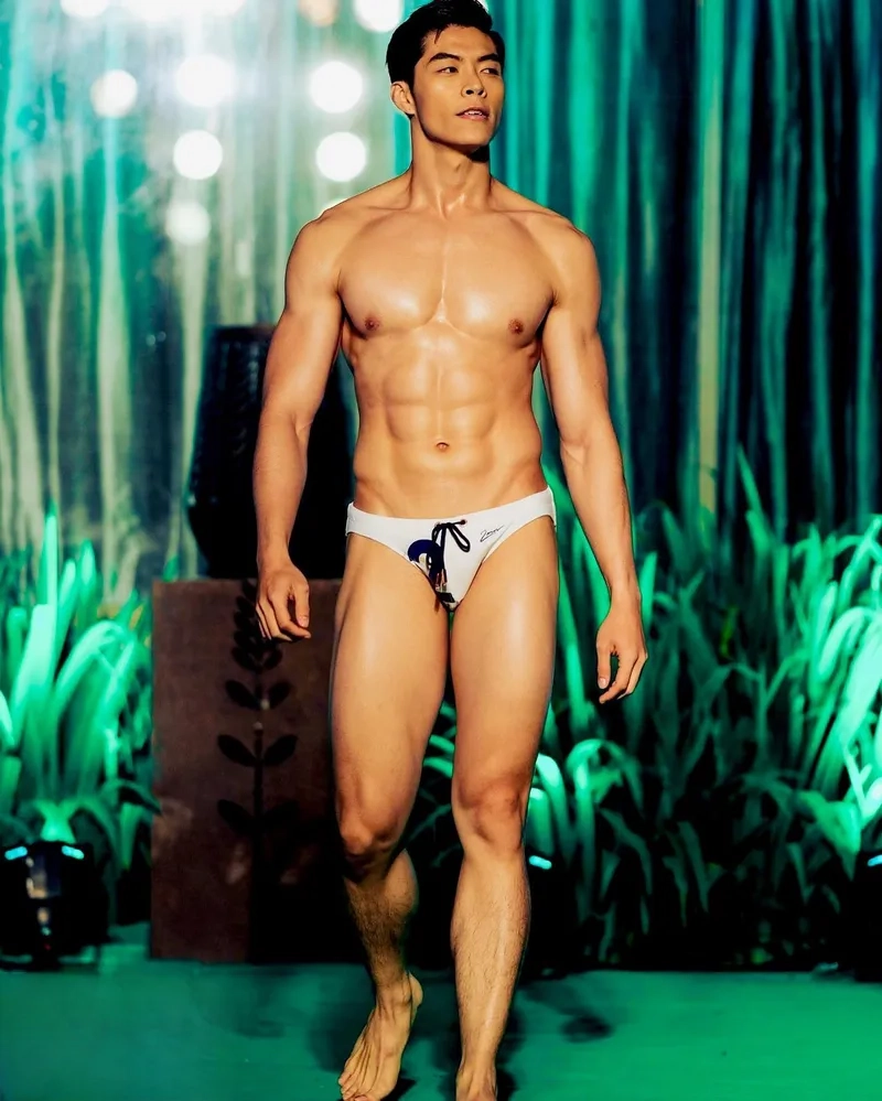 Theo dõi Ngô Hoàng Phi Việt Facebook để cập nhật mỗi ngày